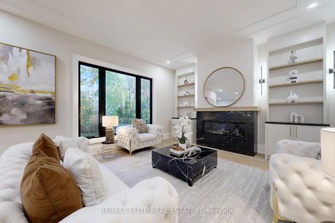 Photo 10 at 160 Lawrence Avenue, Harding, Richmond Hill