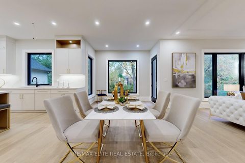 Photo 23 at 160 Lawrence Avenue, Harding, Richmond Hill