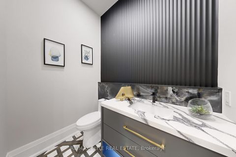 Photo 26 at 160 Lawrence Avenue, Harding, Richmond Hill