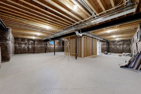 Photo 48 at 160 Lawrence Avenue, Harding, Richmond Hill