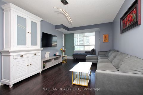 Photo 3 at 615 - 39 ONEIDA Crescent, Langstaff, Richmond Hill