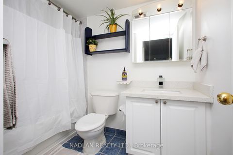 Photo 9 at 615 - 39 ONEIDA Crescent, Langstaff, Richmond Hill