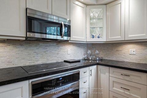 Photo 16 at 17 Elstree Road, Humber Valley, Toronto Photo 16 at 17 Elstree Road, Humber Valley, Toronto