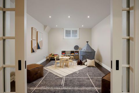 Photo 30 at 37 Cedarland Drive, Rosethorn, Toronto