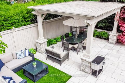 Photo 37 at 37 Cedarland Drive, Rosethorn, Toronto