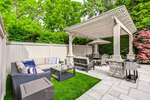 Photo 41 at 37 Cedarland Drive, Rosethorn, Toronto