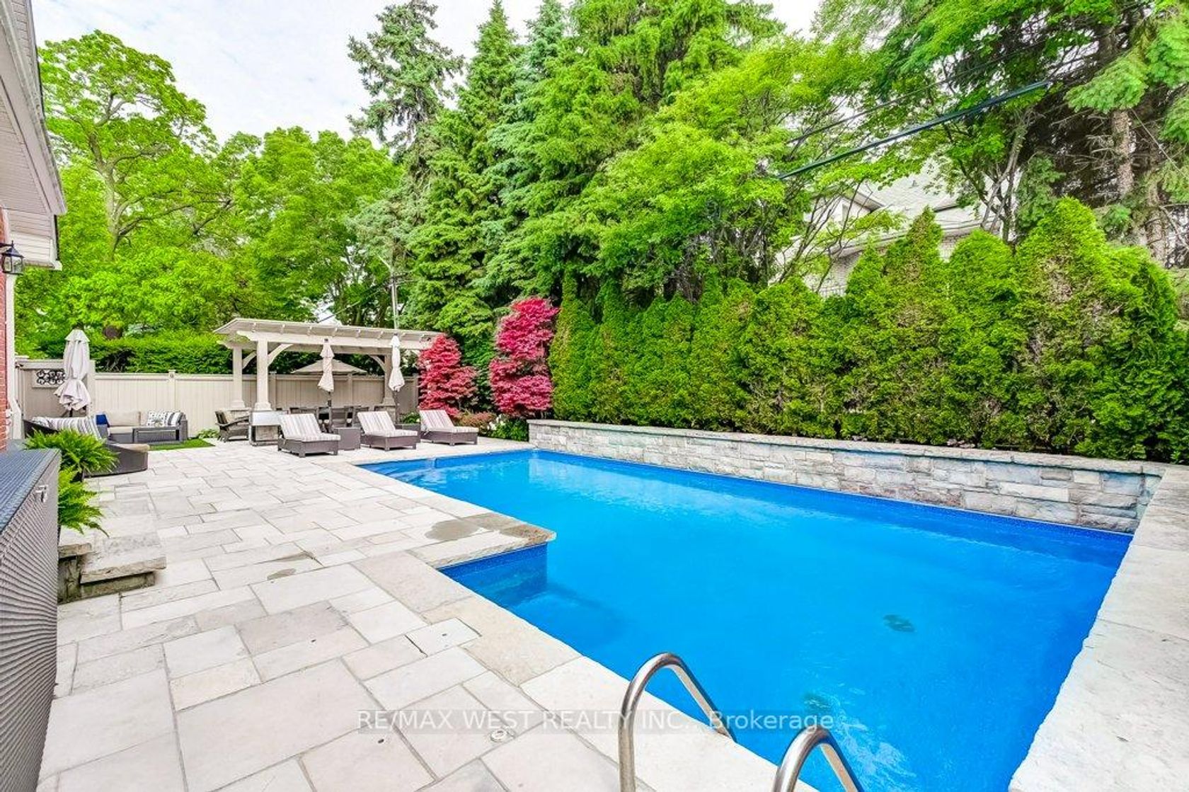 Photo 33 at 37 Cedarland Drive, Rosethorn, Toronto Photo 33 at 37 Cedarland Drive, Rosethorn, Toronto