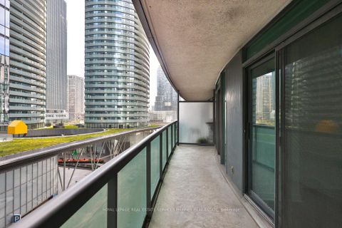 Photo 22 at 708 - 30 Grand Trunk Crescent, Waterfront Communities C1, Toronto