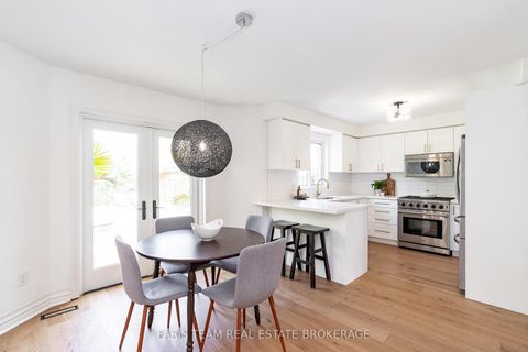 Photo 9 at 102 Country Lane, Painswick South, Barrie