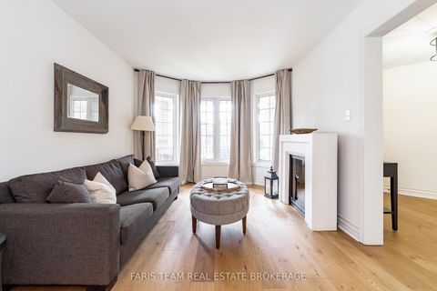 Photo 13 at 102 Country Lane, Painswick South, Barrie