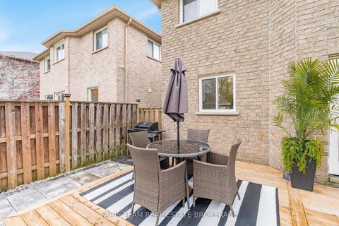 Photo 41 at 102 Country Lane, Painswick South, Barrie