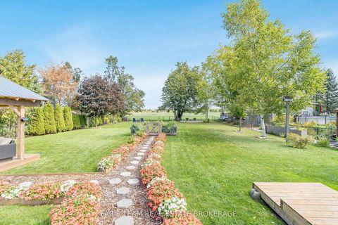 Photo 37 at 2032 Chantler Street, Stroud, Innisfil