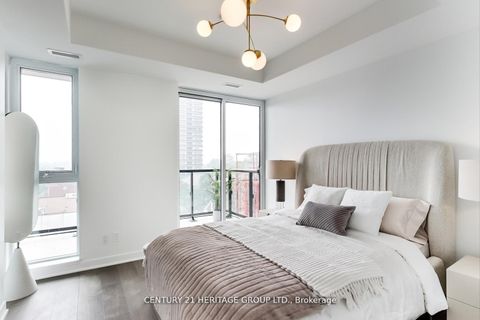 Photo 18 at 907 - 185 Alberta Avenue, Oakwood Village, Toronto