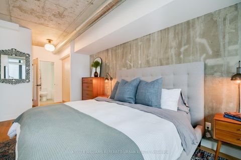 Photo 15 at 614 - 138 Princess Street, Moss Park, Toronto