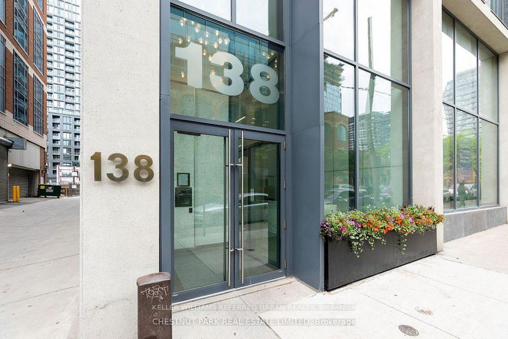 614 - 138 Princess Street, Moss Park, Toronto by Loree Meneguzzi Real Estate 614 - 138 Princess Street, Moss Park, Toronto