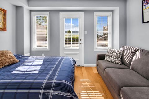 Photo 16 at 6 Tranter Trail, Birchmount, Toronto