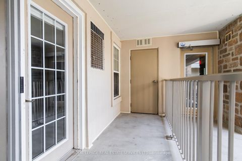 Photo 16 at 308 - 1480 Bishops Gate, GA Glen Abbey, Oakville