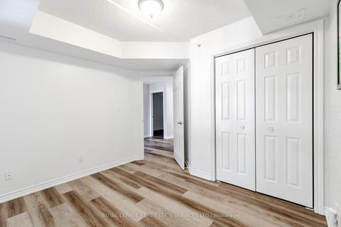 Photo 21 at 308 - 1480 Bishops Gate, GA Glen Abbey, Oakville