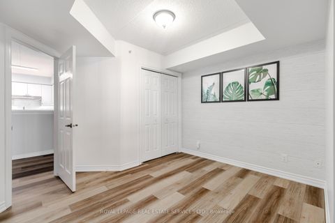 Photo 23 at 308 - 1480 Bishops Gate, GA Glen Abbey, Oakville