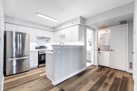 Photo 31 at 308 - 1480 Bishops Gate, GA Glen Abbey, Oakville