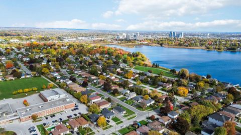 Photo 2 at 952 Oklahoma Drive, West Shore, Pickering