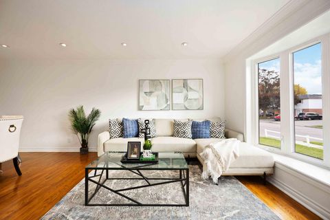 Photo 8 at 952 Oklahoma Drive, West Shore, Pickering