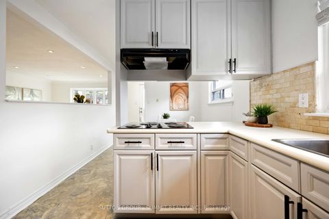 Photo 19 at 952 Oklahoma Drive, West Shore, Pickering