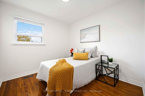 Photo 21 at 952 Oklahoma Drive, West Shore, Pickering