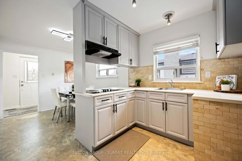 Photo 23 at 952 Oklahoma Drive, West Shore, Pickering