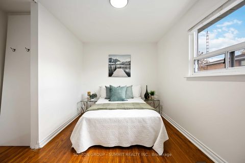 Photo 31 at 952 Oklahoma Drive, West Shore, Pickering