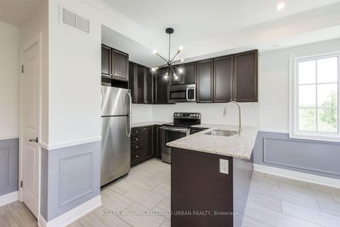 Photo 3 at 231 - 380 Hopewell Avenue, Belgravia, Toronto