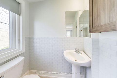 Photo 6 at 231 - 380 Hopewell Avenue, Belgravia, Toronto