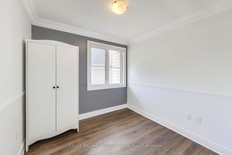 Photo 13 at 231 - 380 Hopewell Avenue, Belgravia, Toronto