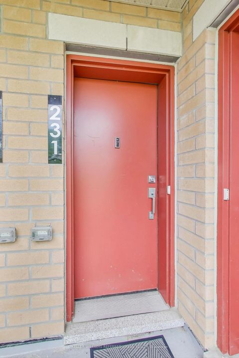 Photo 24 at 231 - 380 Hopewell Avenue, Belgravia, Toronto