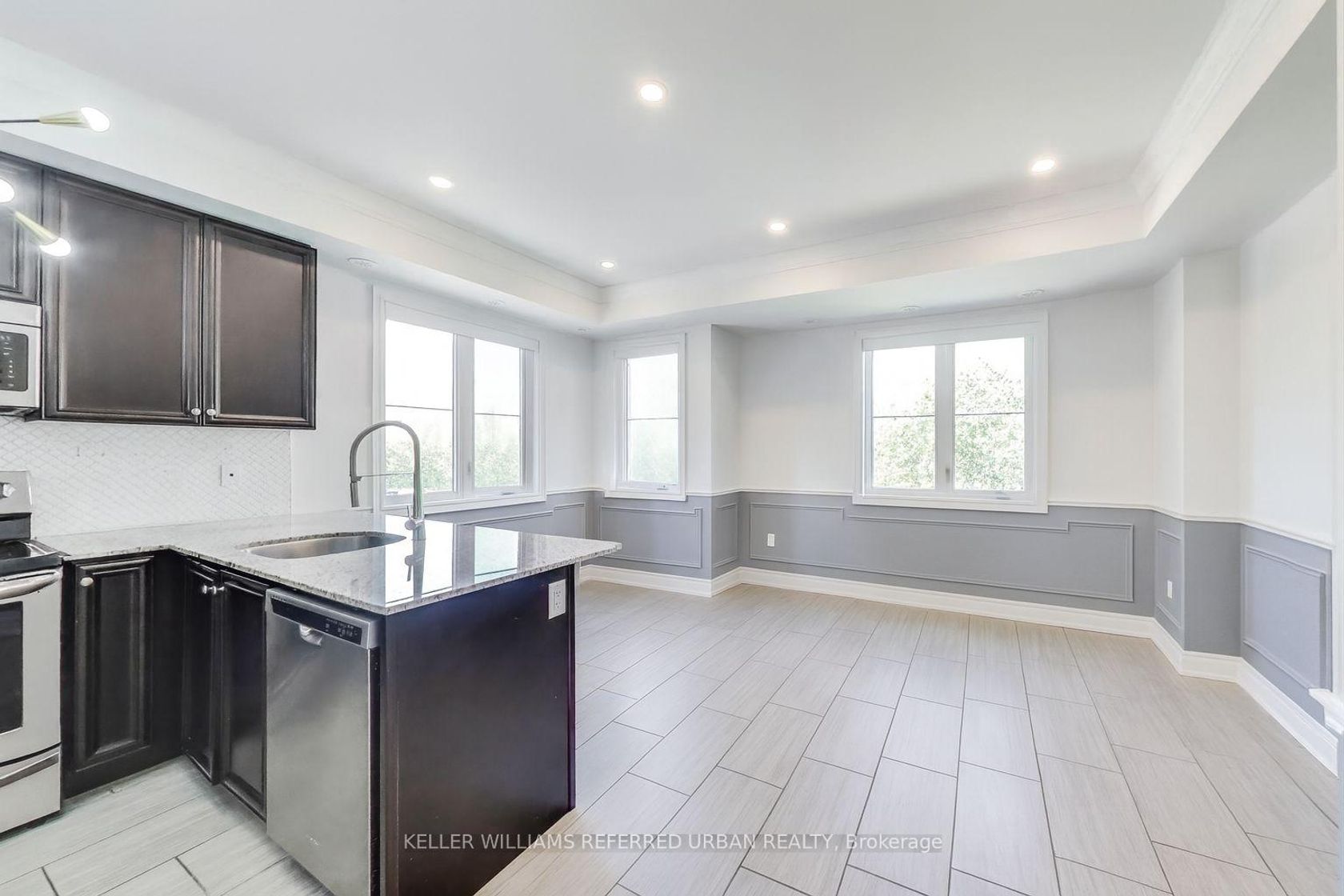 231 - 380 Hopewell Avenue, Belgravia, Toronto 