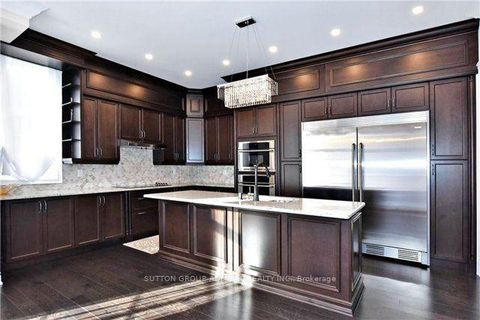 Photo 8 at 107 Queen Filomena Avenue, Patterson, Vaughan