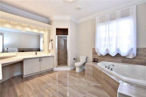 Photo 16 at 107 Queen Filomena Avenue, Patterson, Vaughan