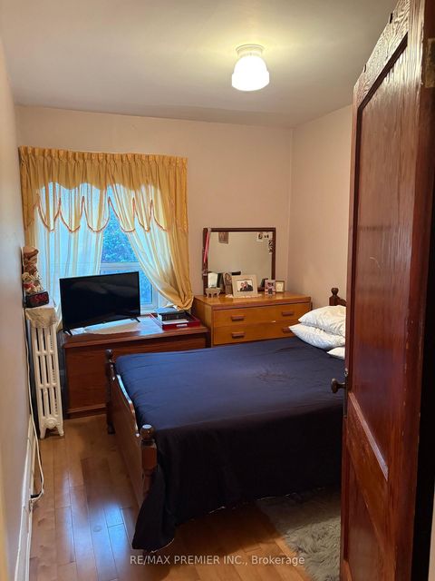 Photo 8 at 8 Normanna Avenue, Oakwood Village, Toronto