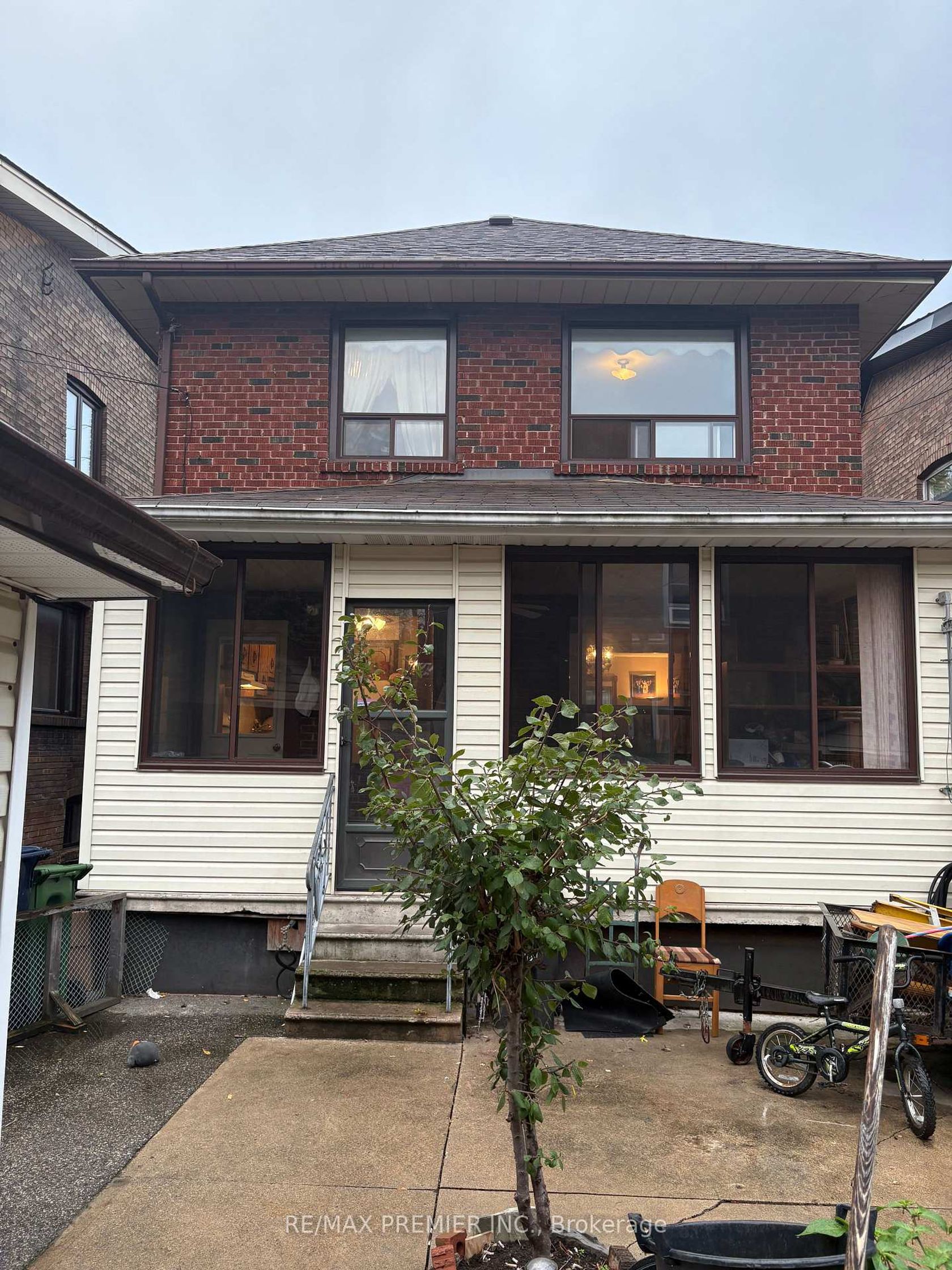 Photo 16 at 8 Normanna Avenue, Oakwood Village, Toronto Photo 16 at 8 Normanna Avenue, Oakwood Village, Toronto