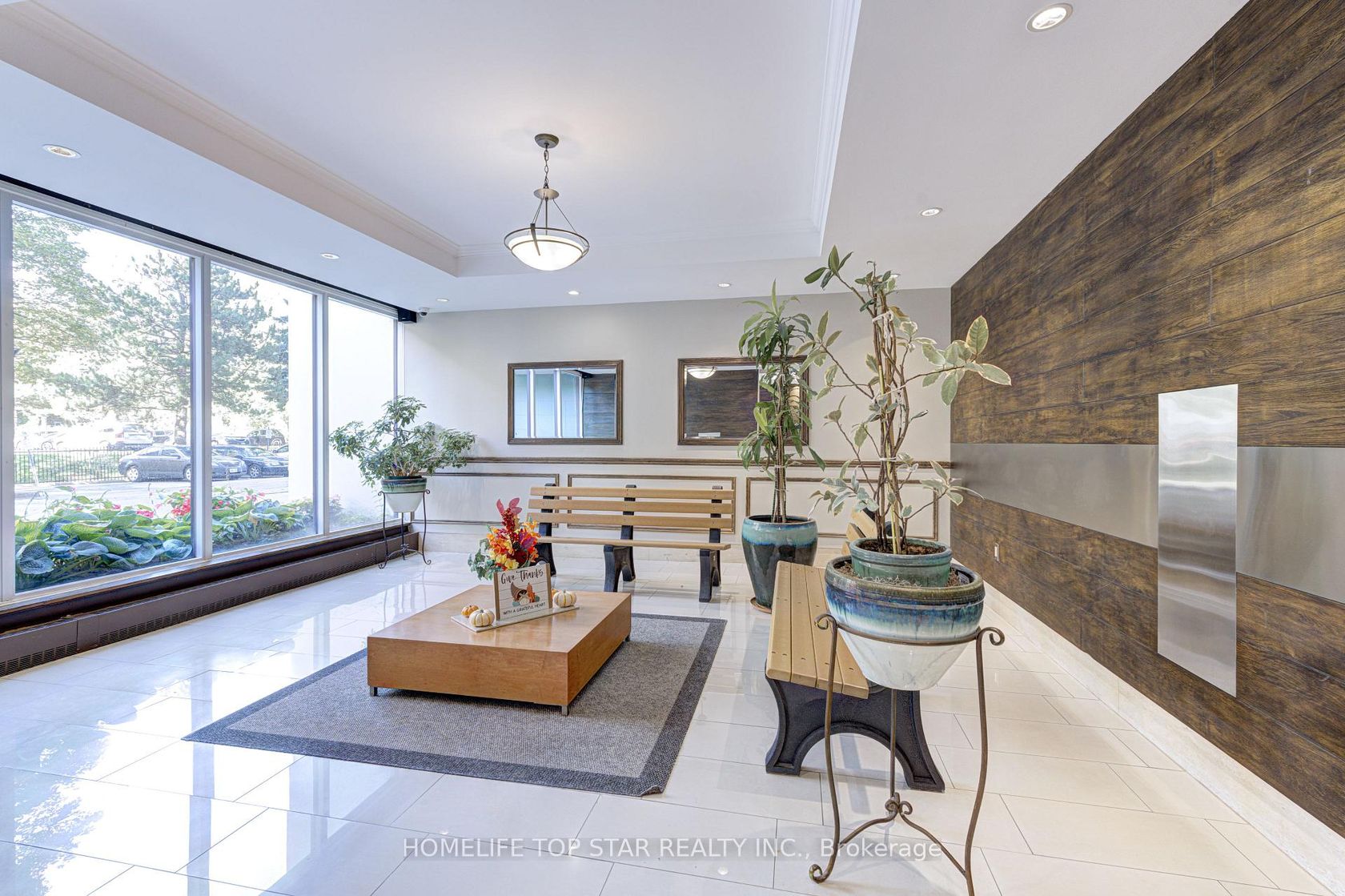 Photo 2 at 501 - 1250 Bridletowne Circle, L'Amoreaux, Toronto Photo 2 at 501 - 1250 Bridletowne Circle, L'Amoreaux, Toronto