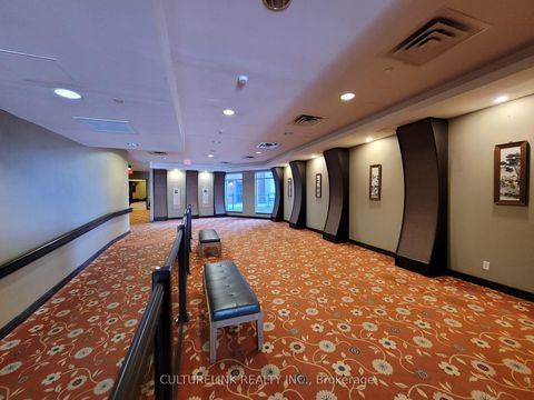 Photo 15 at 633 - 11211 Yonge Street, Devonsleigh, Richmond Hill