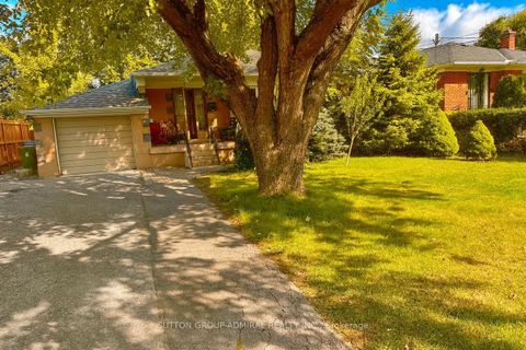 Photo 1 at 52 Acton Avenue, Bathurst Manor, Toronto Photo 1 at 52 Acton Avenue, Bathurst Manor, Toronto