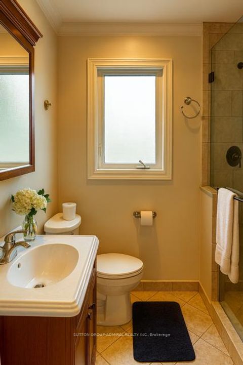 Photo 7 at 52 Acton Avenue, Bathurst Manor, Toronto Photo 7 at 52 Acton Avenue, Bathurst Manor, Toronto