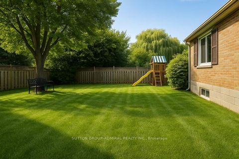 Photo 12 at 52 Acton Avenue, Bathurst Manor, Toronto