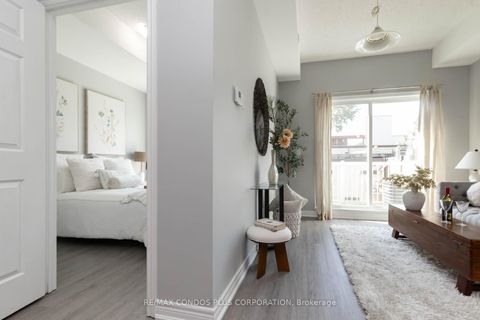Photo 15 at 237 - 179 Bleecker Street, South St. James Town, Toronto