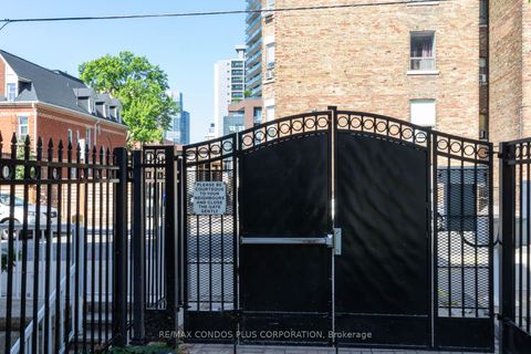 Photo 30 at 237 - 179 Bleecker Street, South St. James Town, Toronto