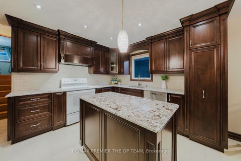 Photo 9 at 11 Imperial Court, East Woodbridge, Vaughan