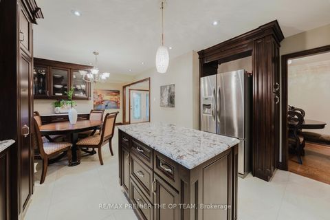 Photo 11 at 11 Imperial Court, East Woodbridge, Vaughan