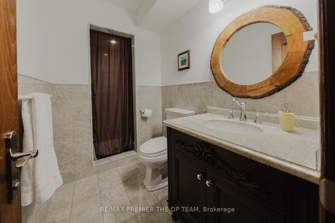 Photo 24 at 11 Imperial Court, East Woodbridge, Vaughan