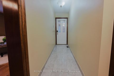 Photo 25 at 11 Imperial Court, East Woodbridge, Vaughan